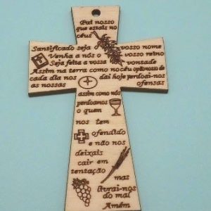 Cruz com a Oração do “Pai nosso”